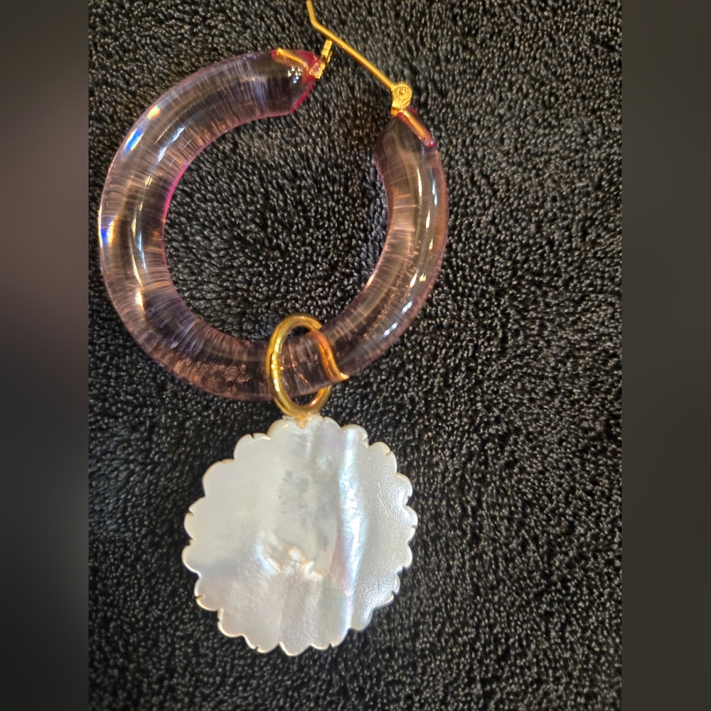 Lizzie Fortunato Pearl Daisy Spritz Hoops - Picture 1 of 4